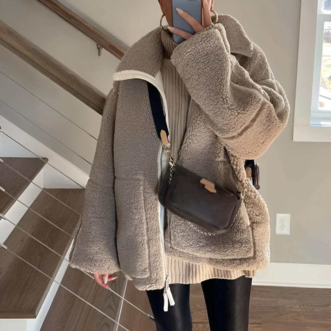 Teddy Coat – Warmte in zijn Mooiste Vorm