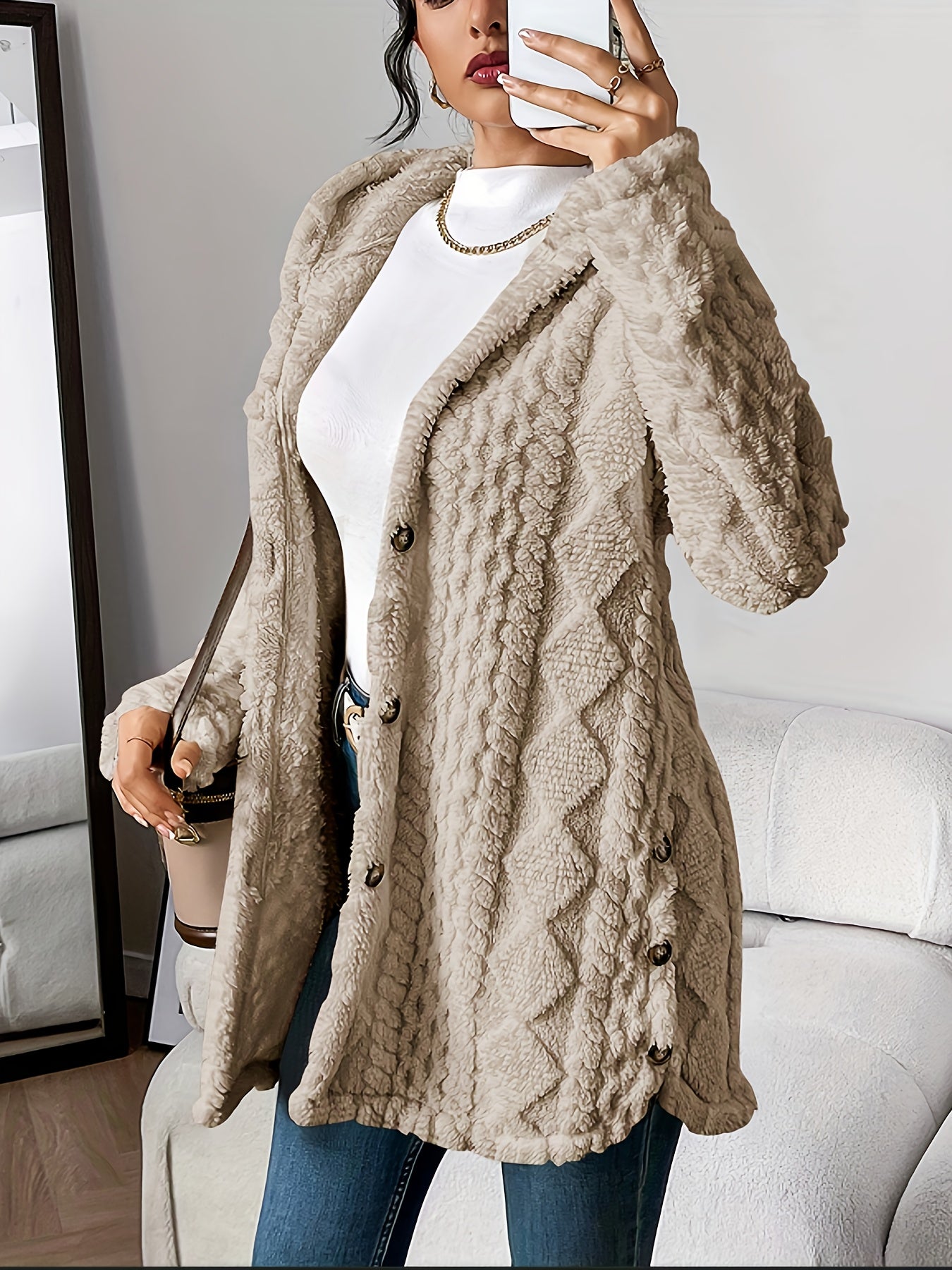 Nouria Luxe - Tijdloze Warmte en Elegantie