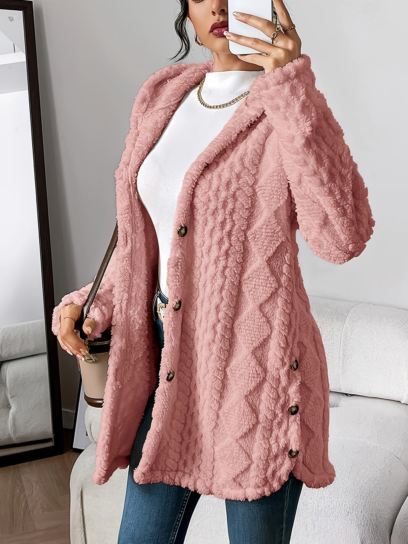 Nouria Luxe - Tijdloze Warmte en Elegantie