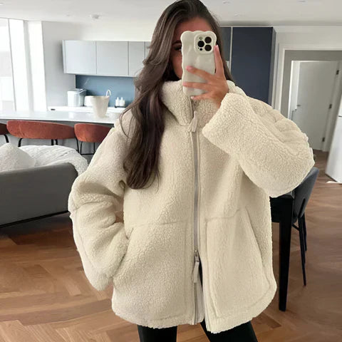 Teddy Coat – Warmte in zijn Mooiste Vorm