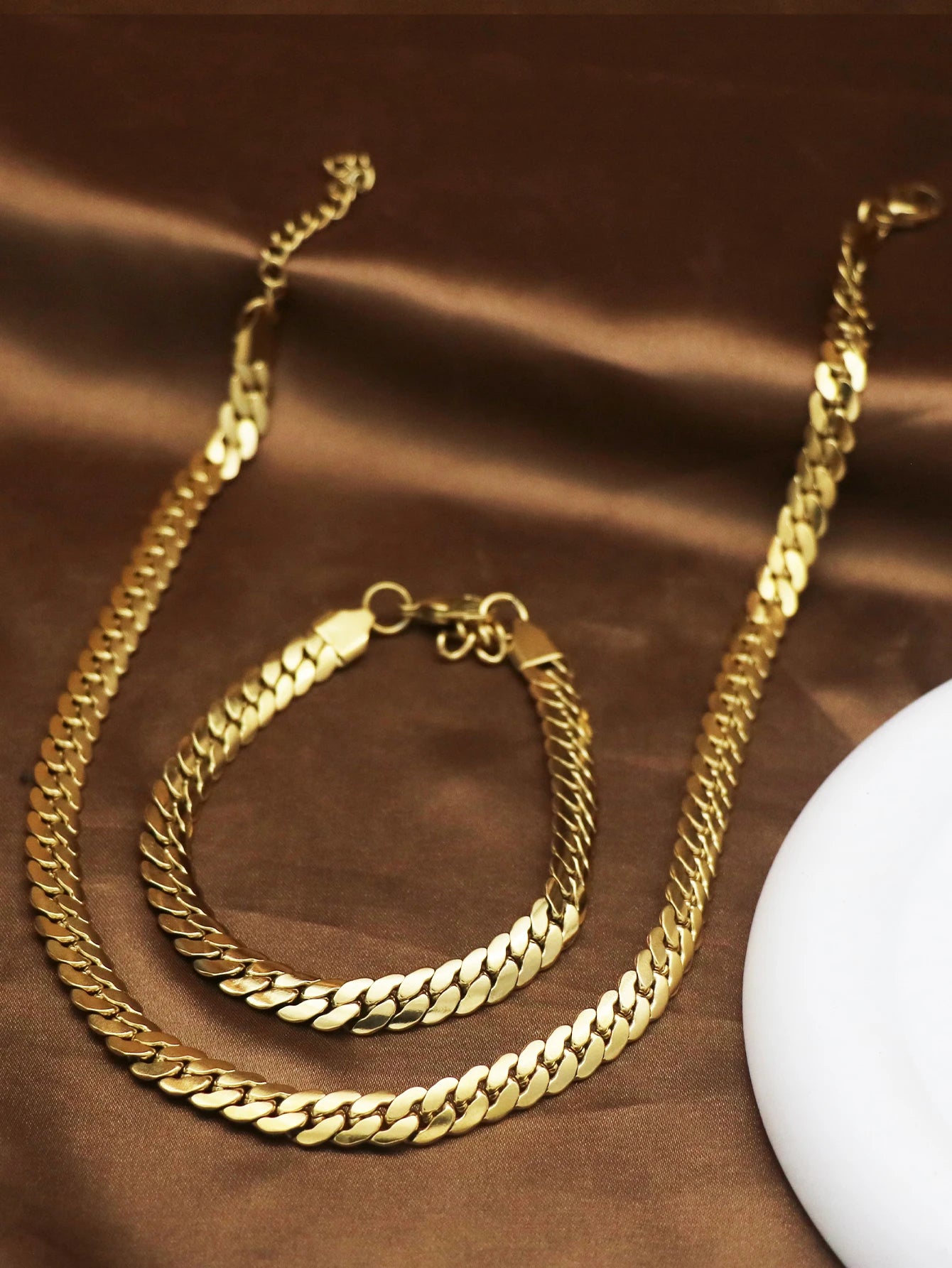 Luna Luxe - Elegante Gouden Ketting En Armband