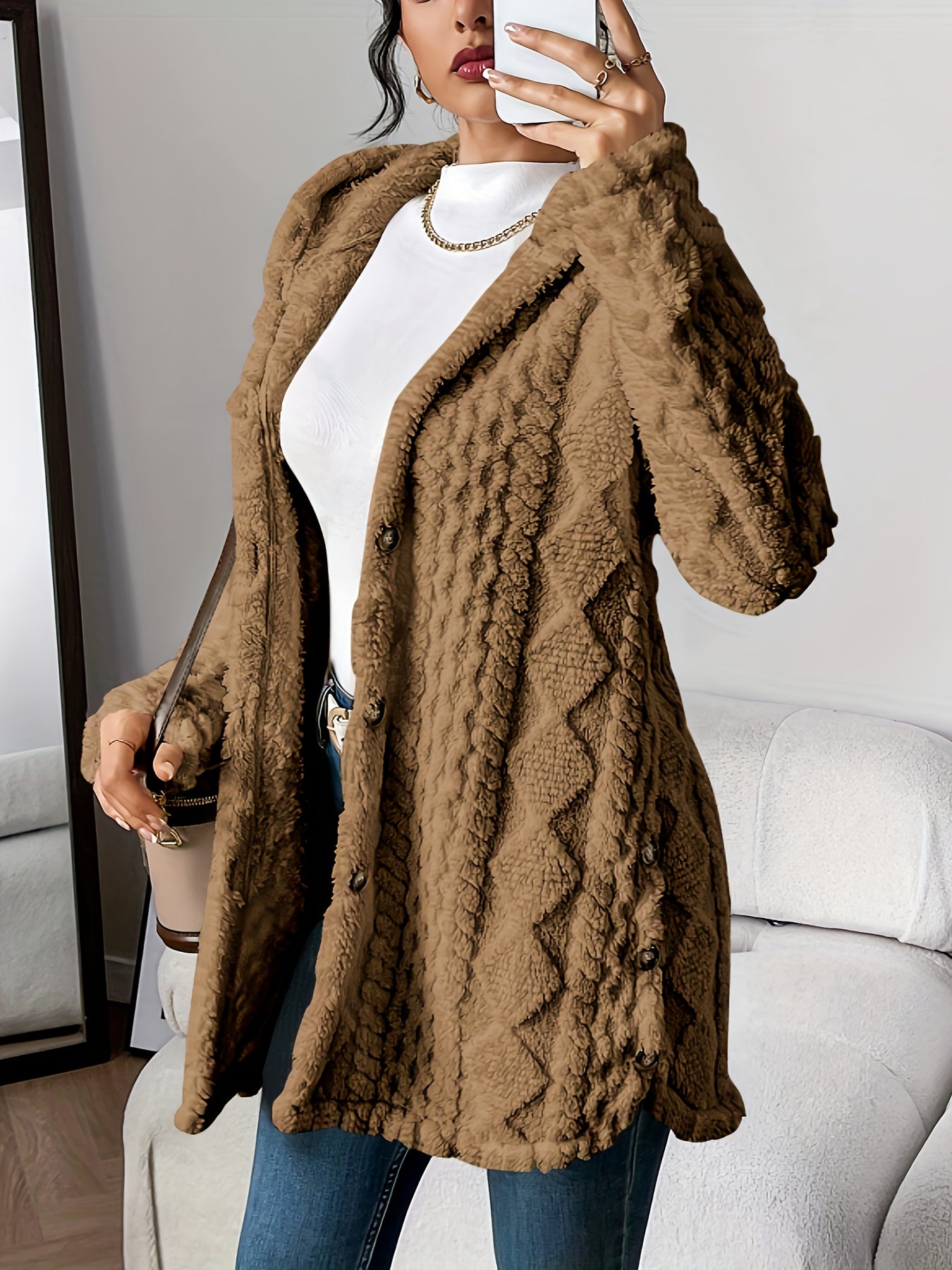Nouria Luxe - Tijdloze Warmte en Elegantie