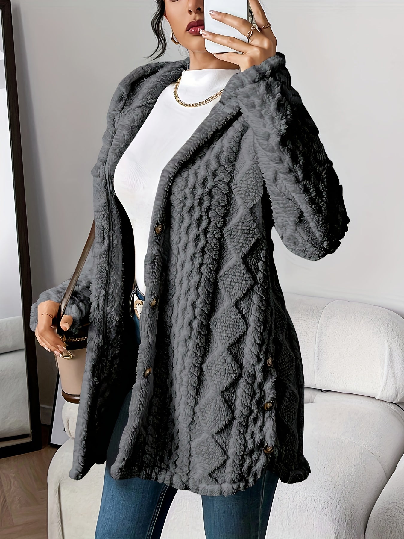 Nouria Luxe - Tijdloze Warmte en Elegantie